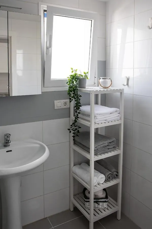 Ocean Apartment Тиас